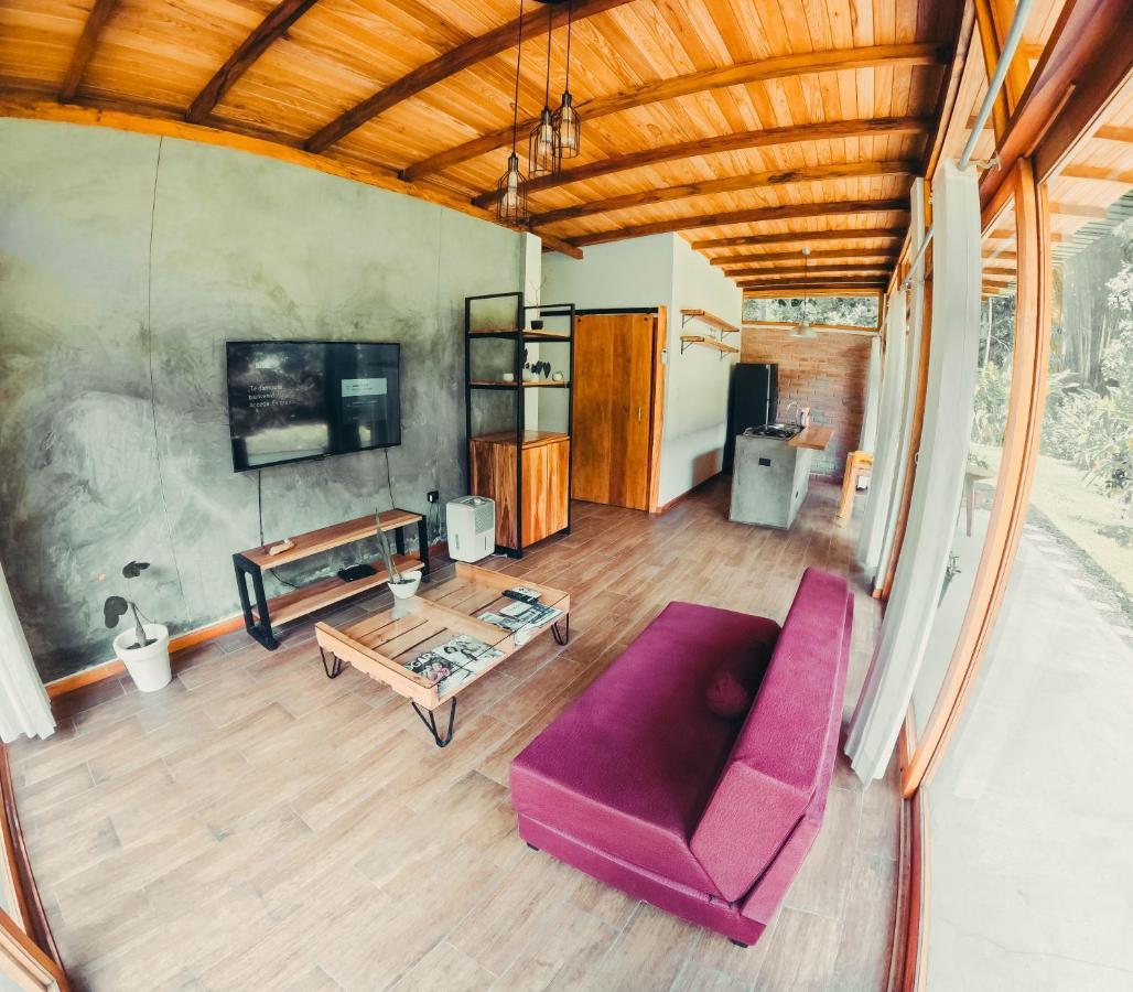 Tagua Lodge テナ エクステリア 写真